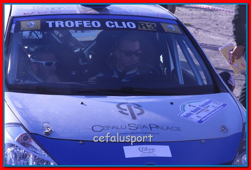 121111 rally 110_tn.jpg